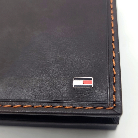 ⭐️TOMMY HILFIGER 💯 MENS WALLET DARK BROWN - Picture 8 of 11